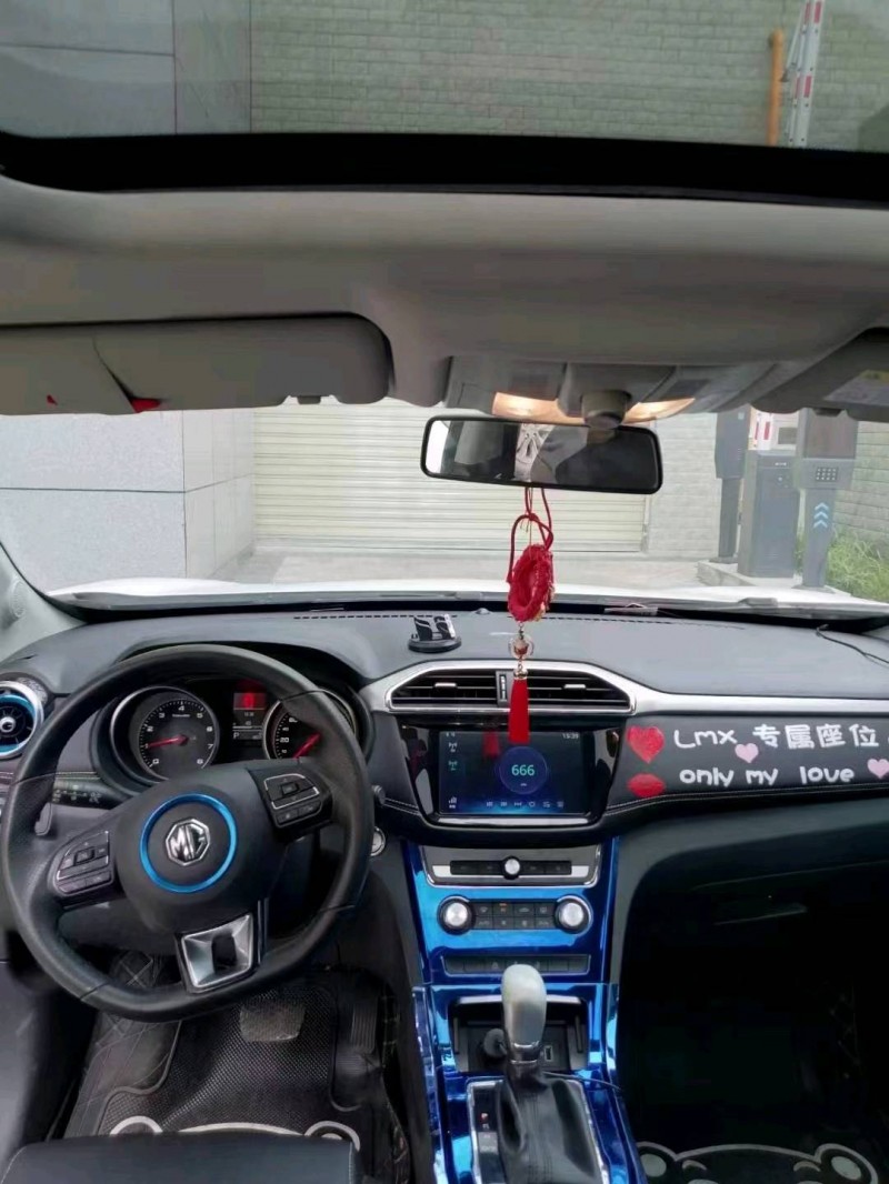 成都18年名爵锐腾5