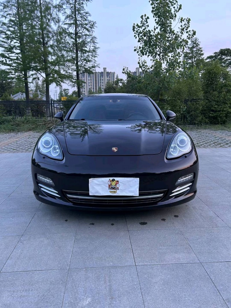 徐州13年保时捷帕拉梅拉1