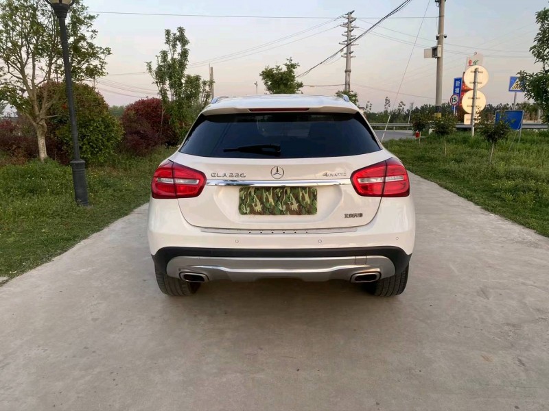 徐州15年奔驰GLA9