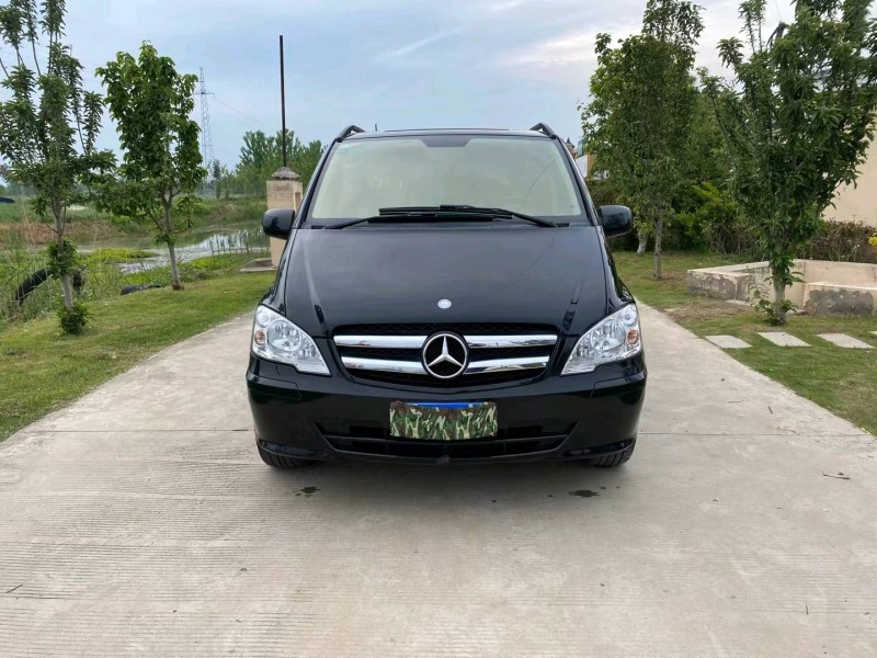 徐州16年奔驰威霆1