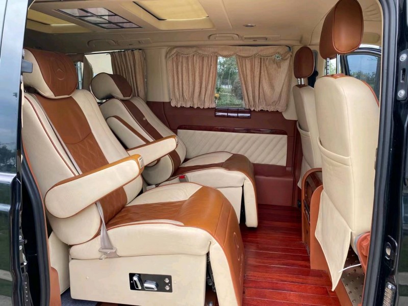 徐州16年奔驰威霆6