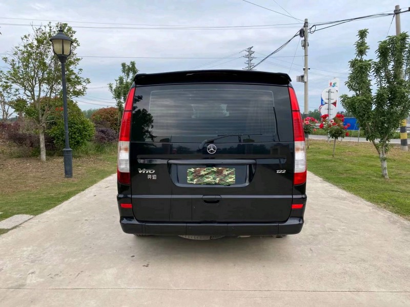 徐州16年奔驰威霆9