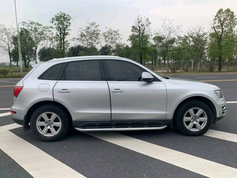 广州10年奥迪Q58