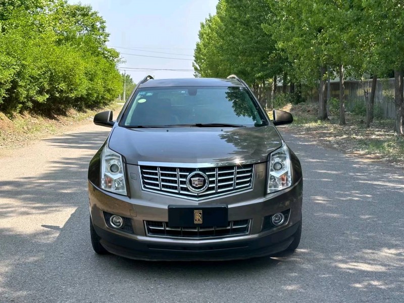 济宁14年凯迪拉克SRX1