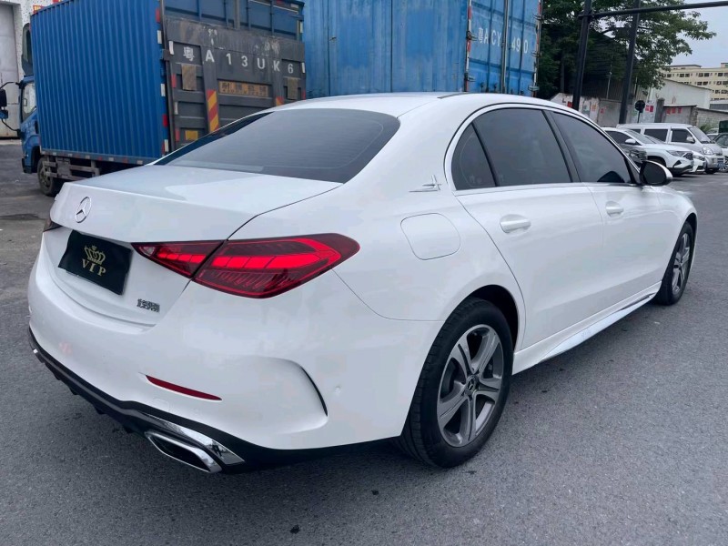 广州22年奔驰C8