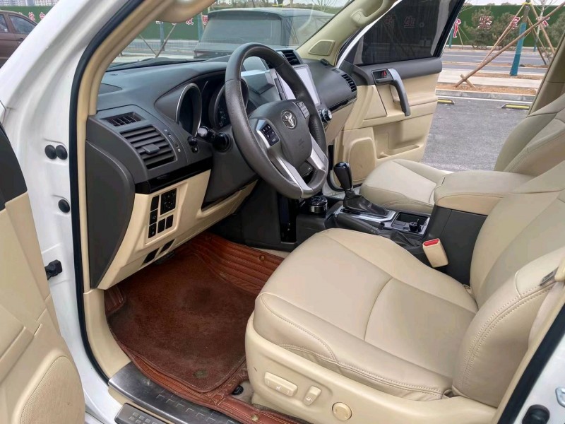 济宁15年丰田普拉多6