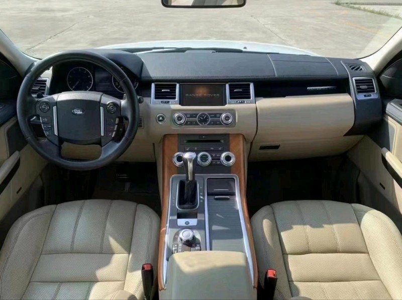 广州11年路虎揽胜运动5