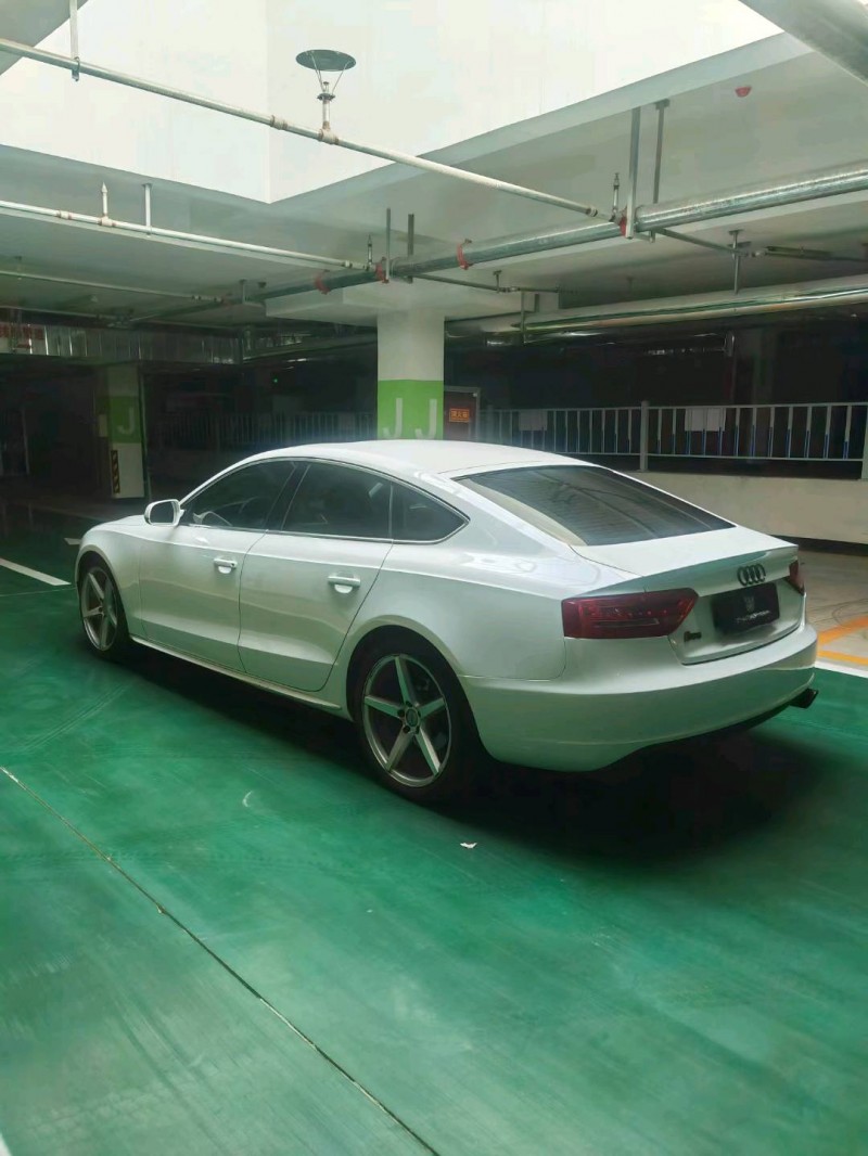 济南12年奥迪A59