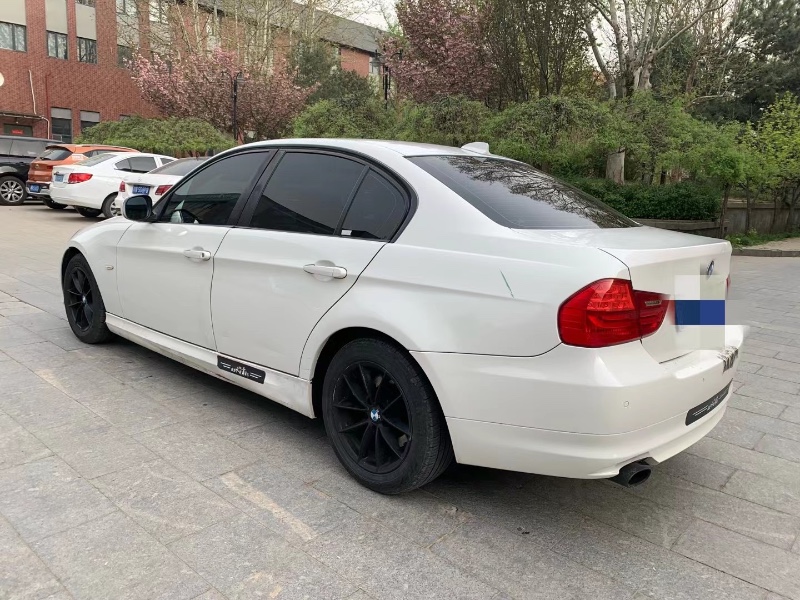 北京11年宝马3系6