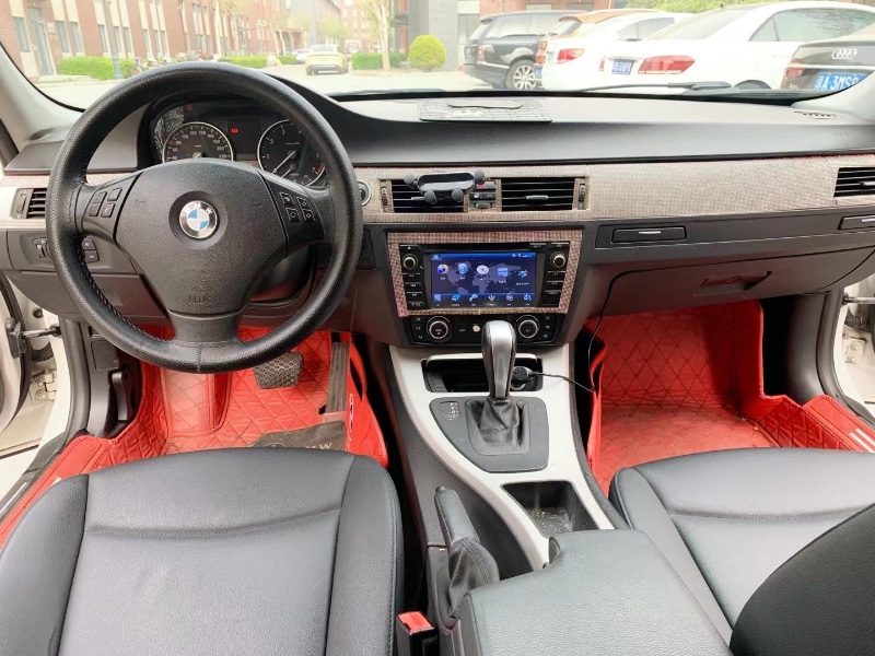 北京11年宝马3系9