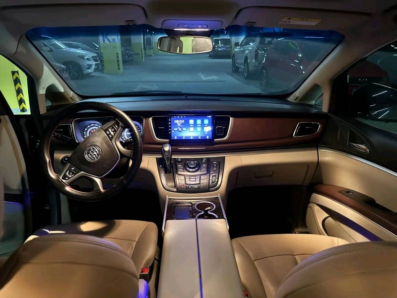 石家庄19年别克GL88