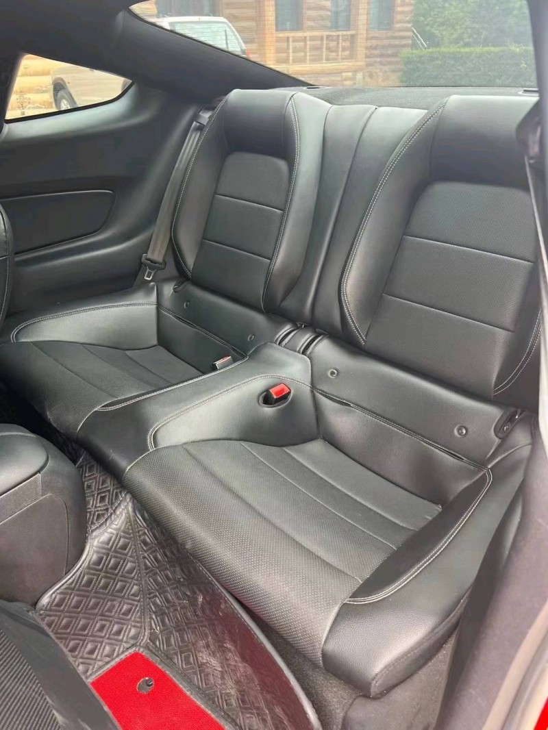 邢台21年福特野马7