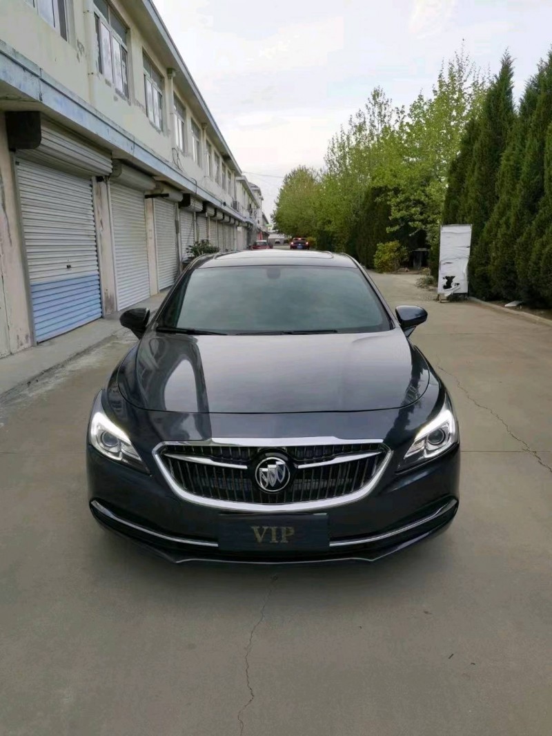 青岛16年别克君越1