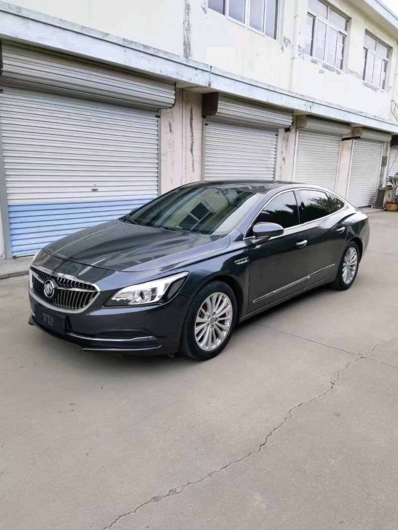 青岛16年别克君越3