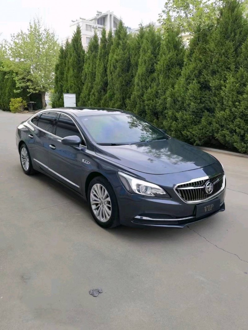 青岛16年别克君越2