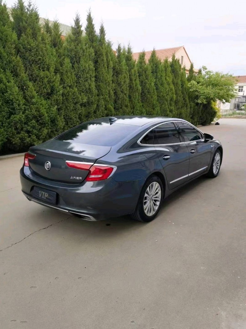 青岛16年别克君越4