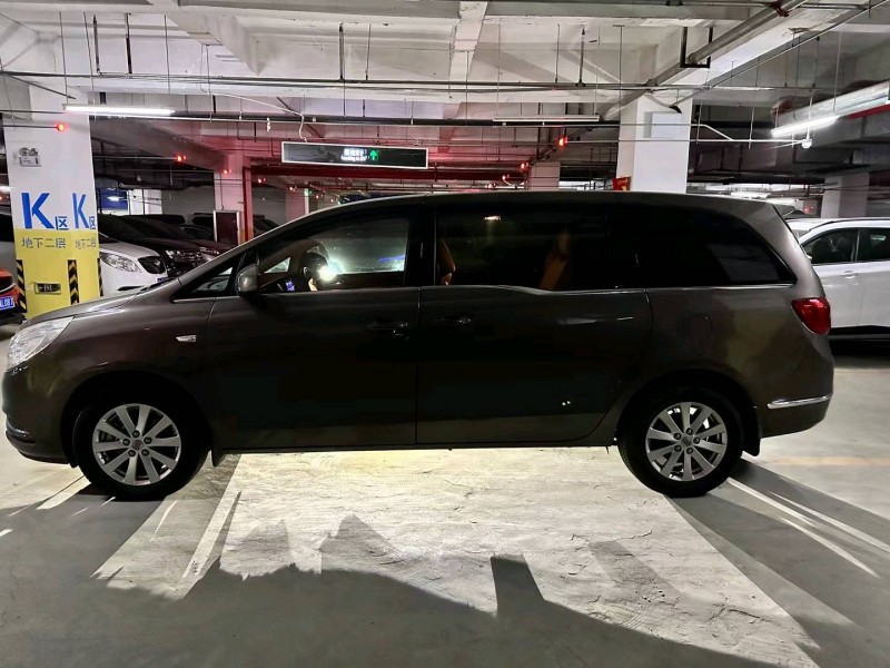 石家庄19年别克GL83