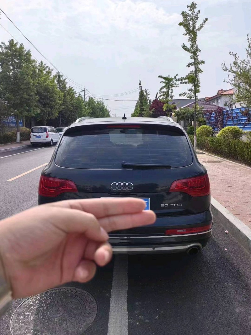 青岛15年奥迪Q77