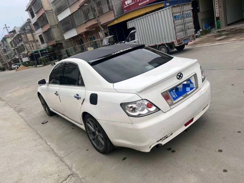 广州10年丰田锐志7
