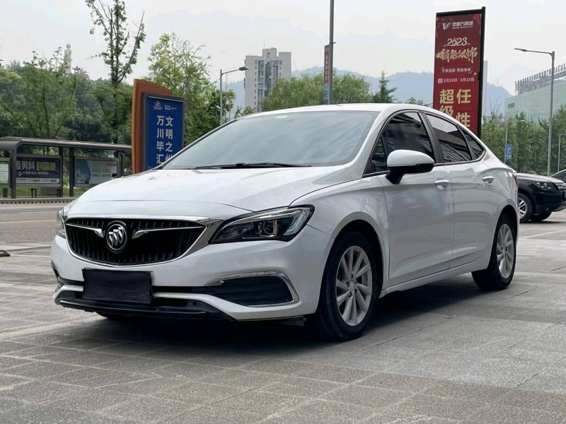 重庆18年别克威朗1