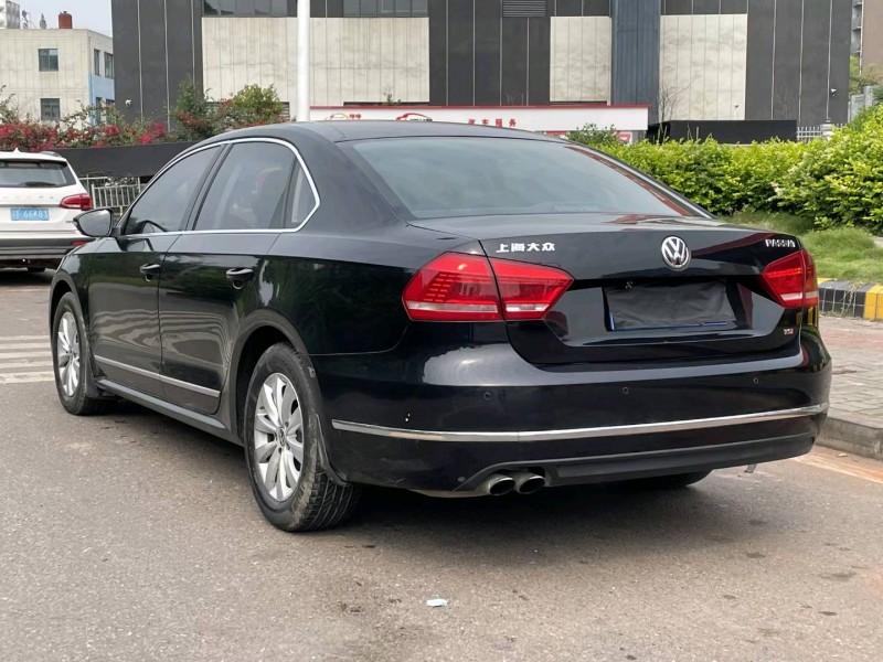 重庆16年大众帕萨特4