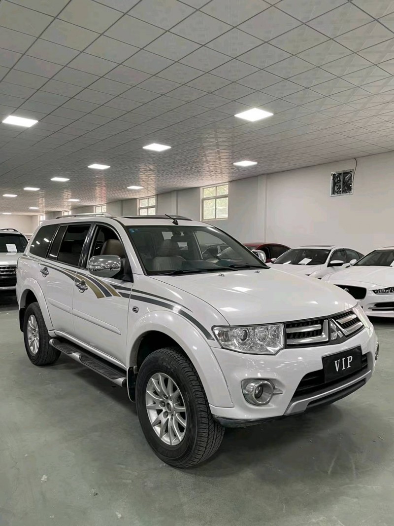 廊坊15年三菱帕杰罗·劲畅3