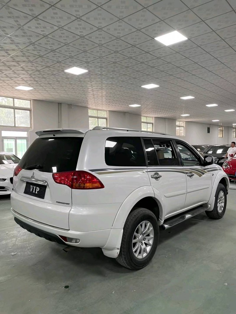 廊坊15年三菱帕杰罗·劲畅5