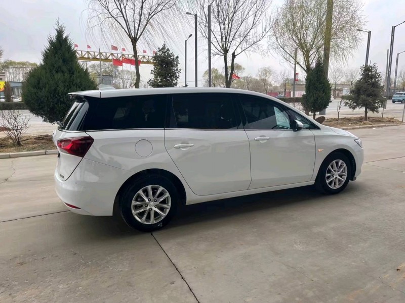 榆林19年别克GL68