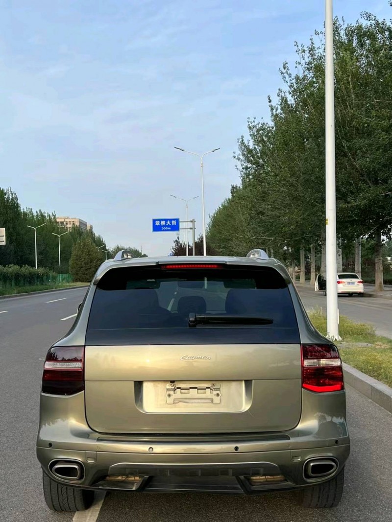 徐州10年保时捷卡宴2