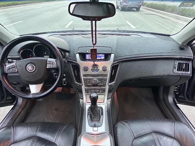 枣庄11年凯迪拉克CTS8