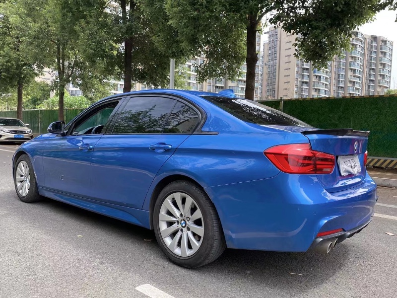 成都17年宝马3系9