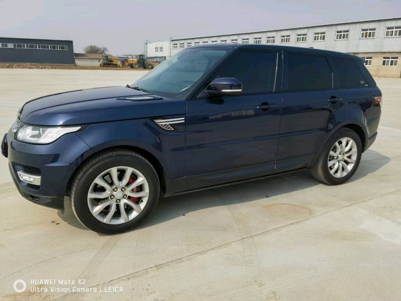 济南17年路虎揽胜运动2