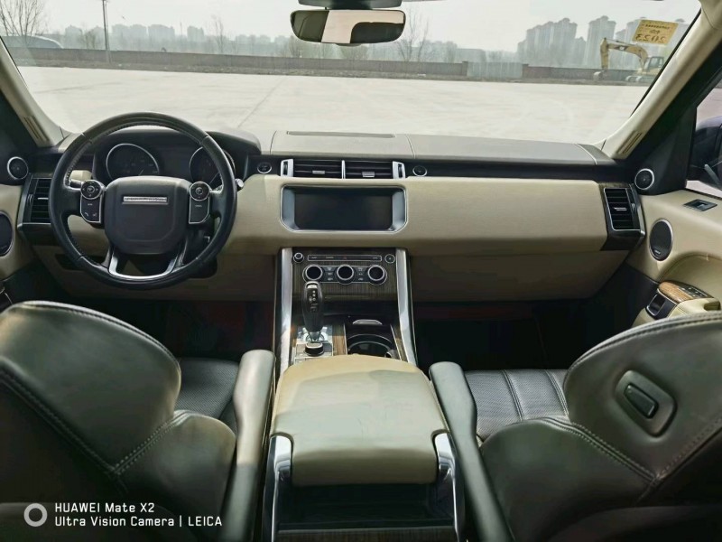 济南17年路虎揽胜运动6