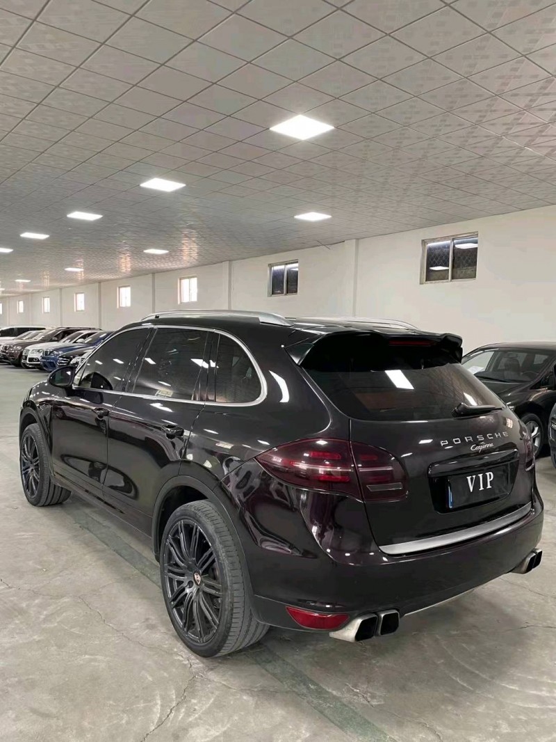 廊坊11年保时捷卡宴4