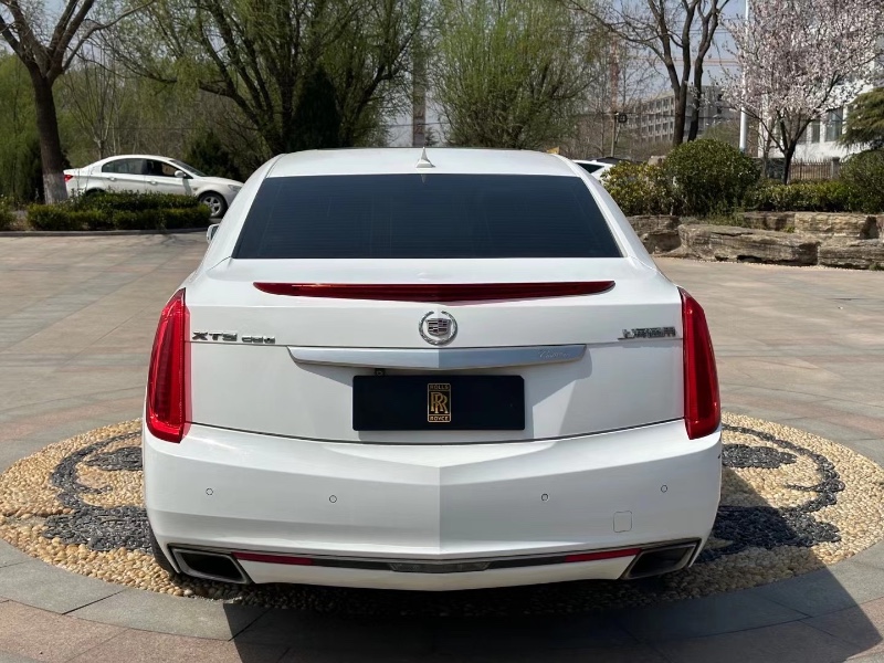 青岛15年凯迪拉克XTS2