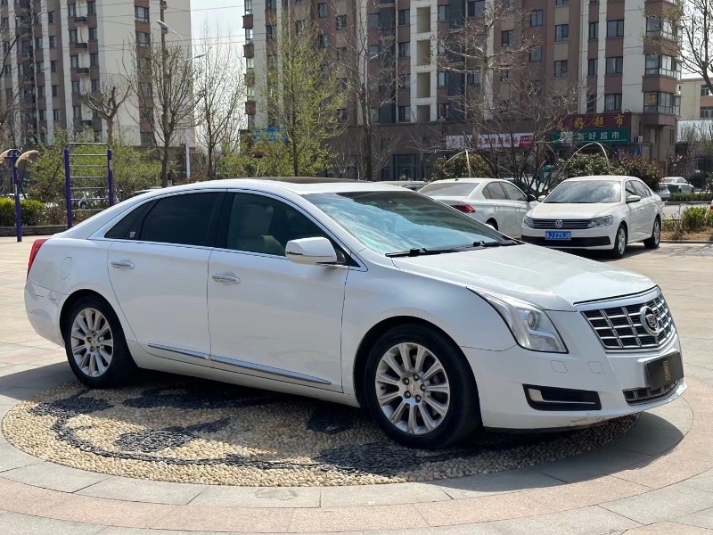 青岛15年凯迪拉克XTS4