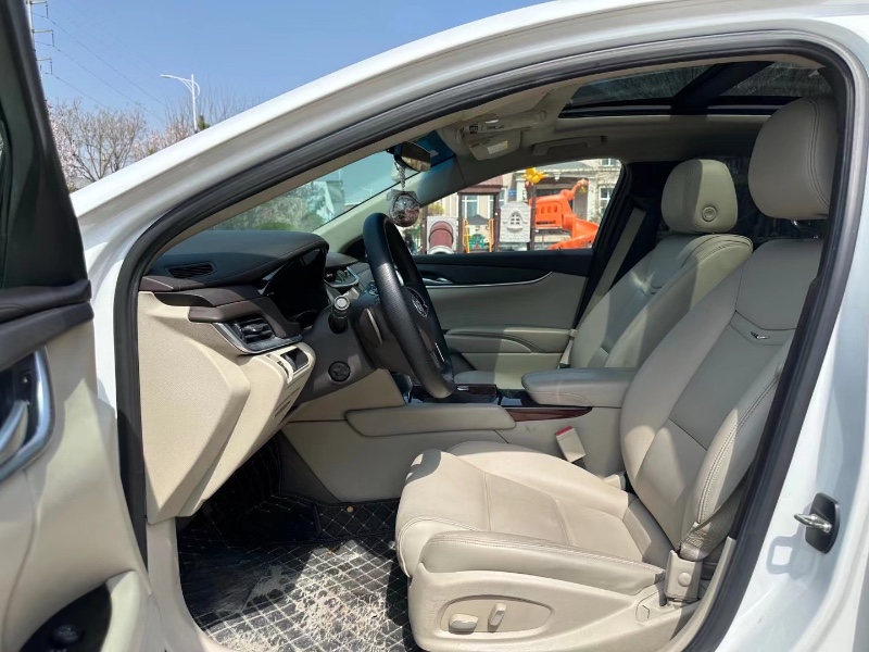 青岛15年凯迪拉克XTS8