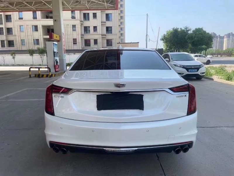 石家庄20年凯迪拉克CT62