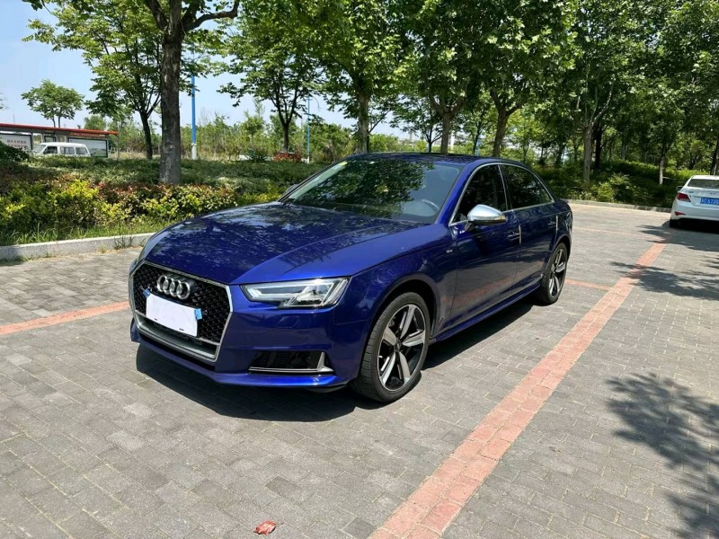 徐州16年奥迪A4L3