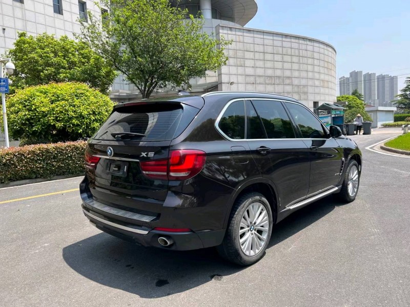 苏州17年宝马X59