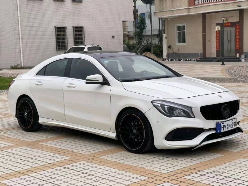 深圳16年奔驰CLA6
