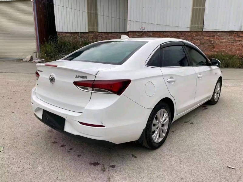 深圳19年别克英朗5