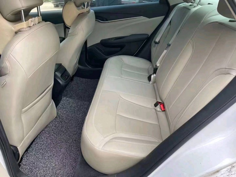 深圳19年别克英朗7