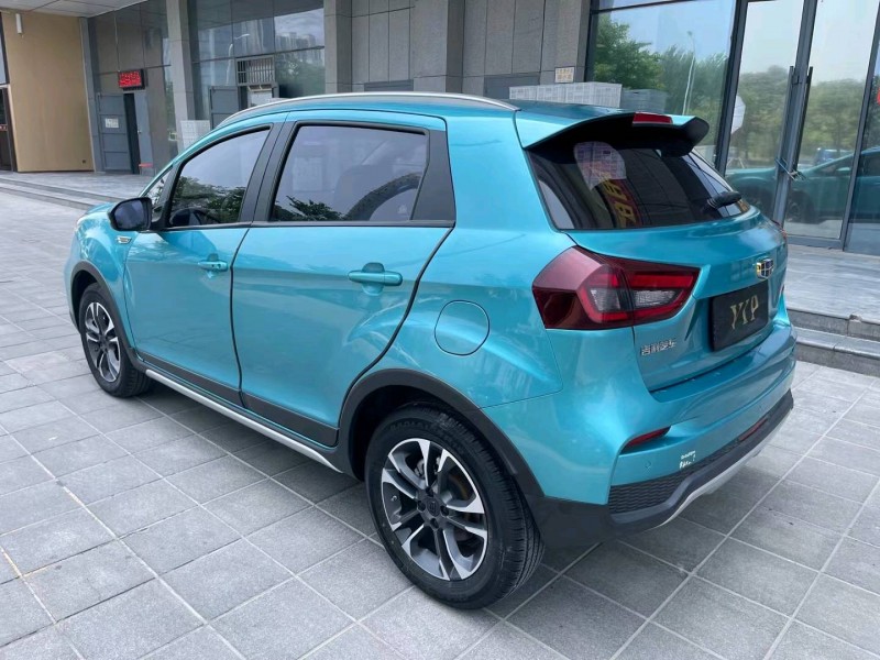 济宁19年吉利远景7