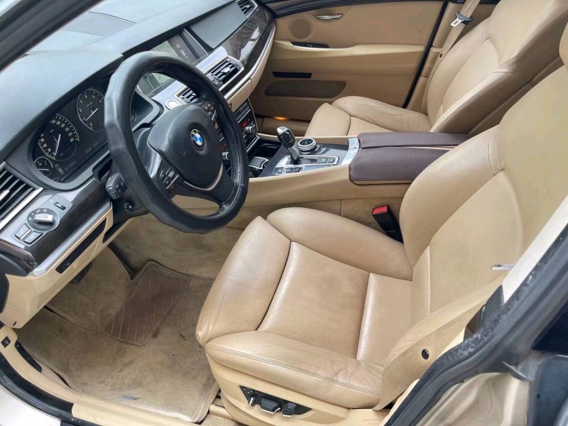 济宁10年宝马5系GT4