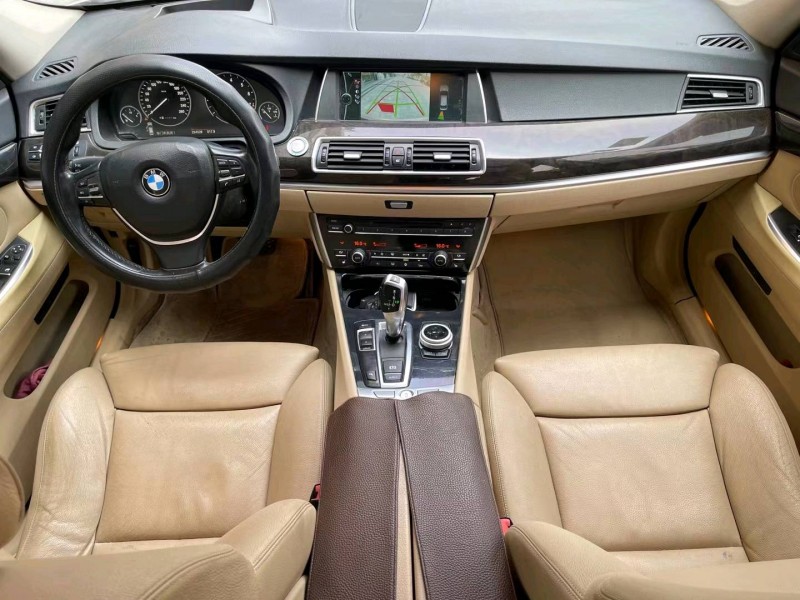 济宁10年宝马5系GT5