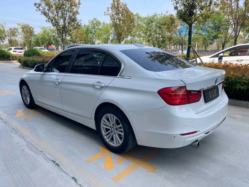 济宁15年宝马3系7