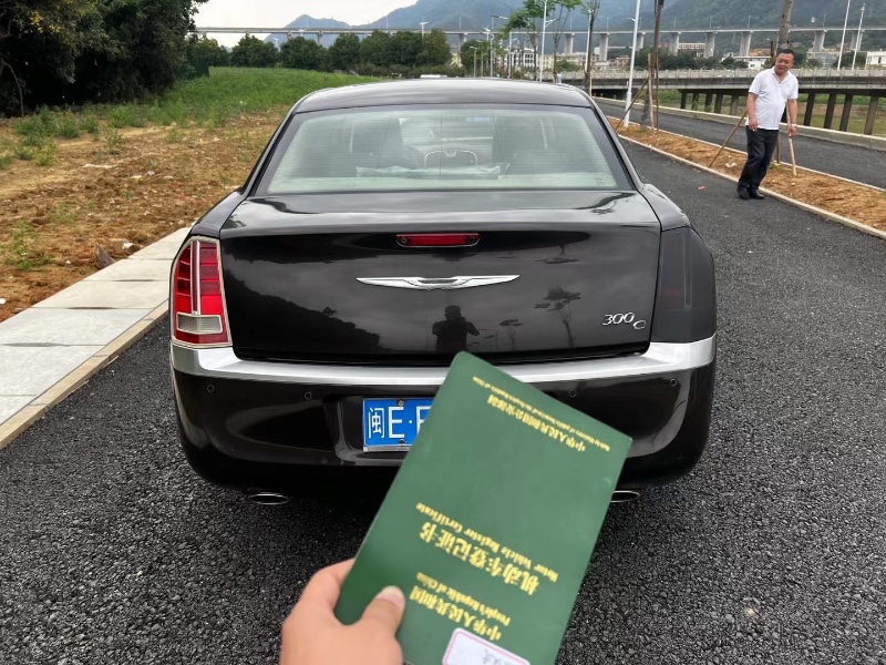 广州14年克莱斯勒300C6