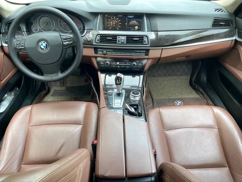 济宁15年宝马5系5