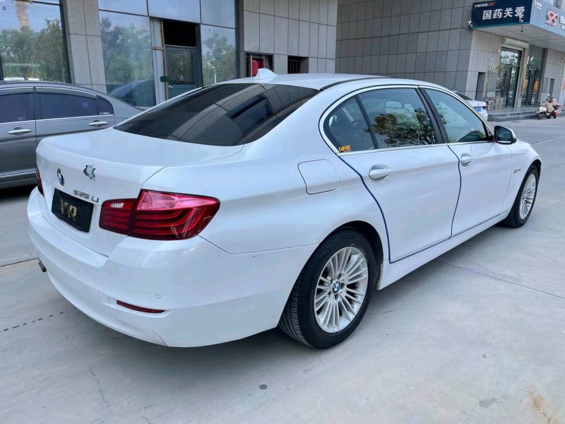 济宁15年宝马5系8